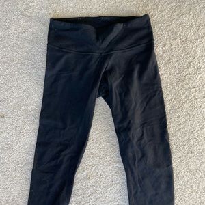 Black lululemon leggings
